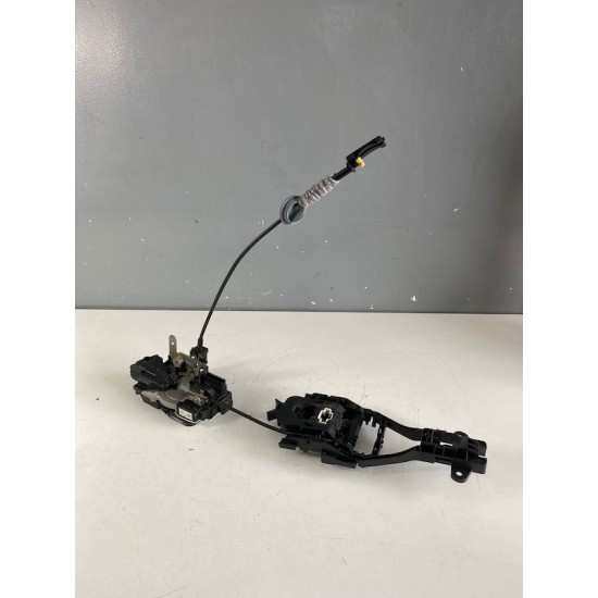 Broasca incuietoare usa stanga spate Volvo V40 V40CC 31440397 