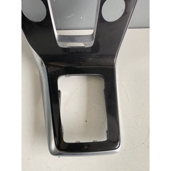 Central control panel trim Volvo V40 V40CC 08632746 31448031 8632792 Central control panel trim Volvo V40 V40CC 08632746 31448031 8632792