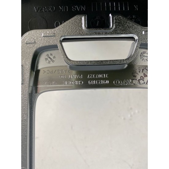Central control panel trim Volvo V40 V40CC 08632746 31448031 8632792