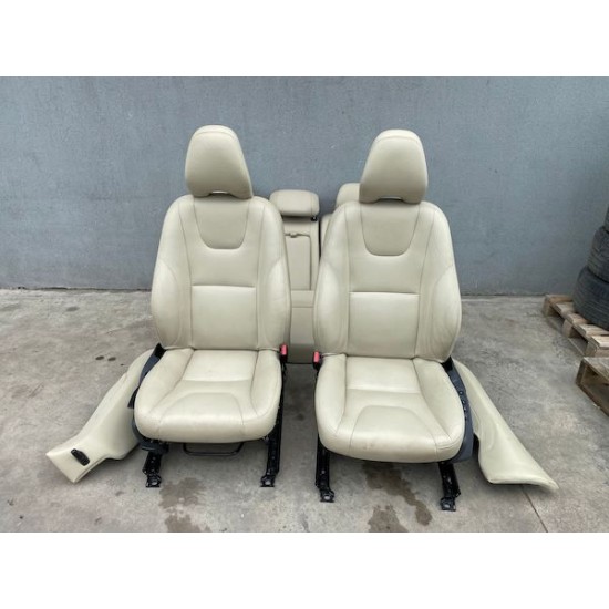 Interior piele crem electric cu incalzire VOLVO S60 2018