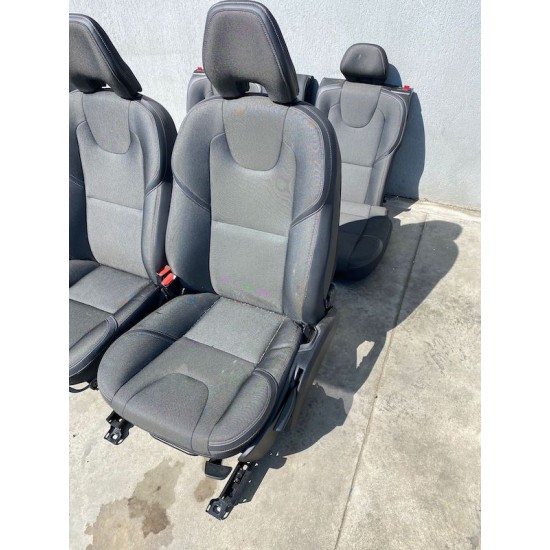 Interior material cu incalzire VOLVO V40 CROSS COUNTRY 2017 Interior material cu incalzire VOLVO V40 CROSS COUNTRY 2017