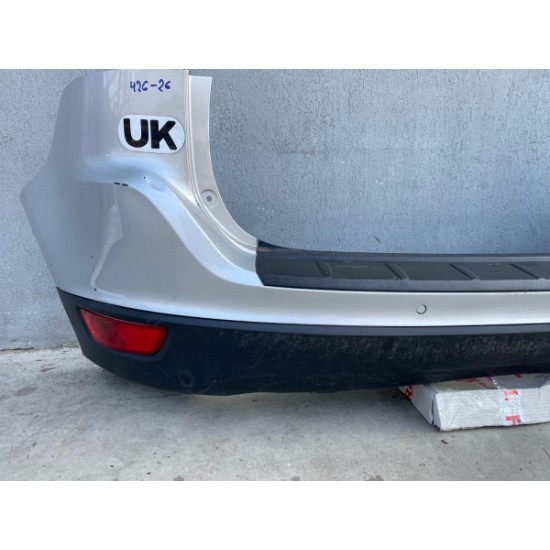 Bara spate cu gauri de senzor completa Volvo XC60 2010-2017 30763426 30796171 39867209 Bara spate cu gauri de senzor completa Volvo XC60 2010-2017 30763426 30796171 39867209