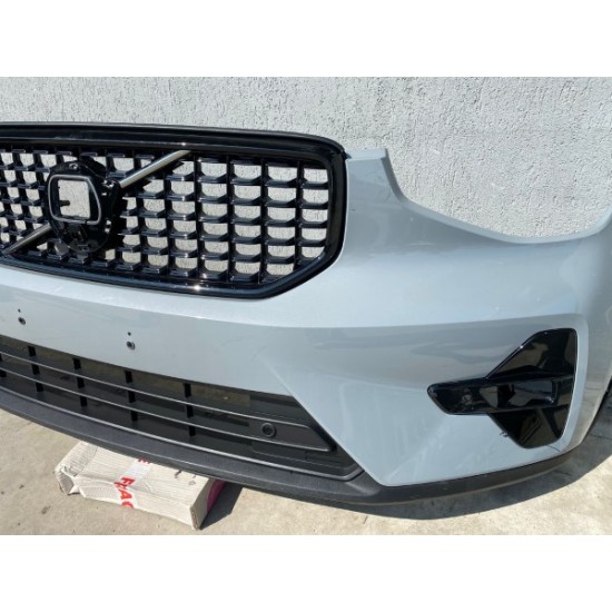 Bara fata VOLVO XC40 R DESIGN FACELIFT 2022+ 31690933 32136097