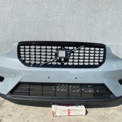 Bara fata VOLVO XC40 R DESIGN FACELIFT 2022+ 31690933 32136097