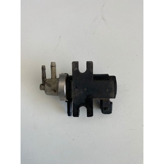 Solenoid control valve Volvo XC90 S80 S60 V70 30637251