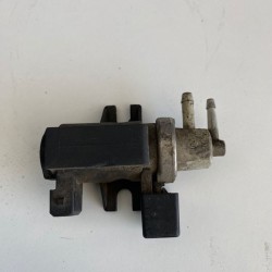 Solenoid control valve Volvo XC90 S80 S60 V70 30637251