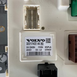 Fuse box Volvo XC60 XC90 XC40 S60 S90 V90 V60 V60CC 2021+ 32217422