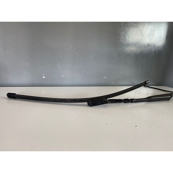 Left Wiper Arm with heating Volvo S60 V60 V60CC 31693537