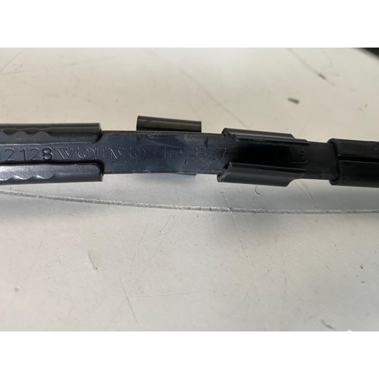 Left Wiper Arm with heating Volvo S60 V60 V60CC 31693537