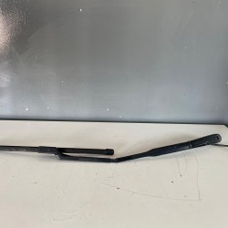 Right Wiper Arm With Heating Volvo S60 V60 V60CC 31693538