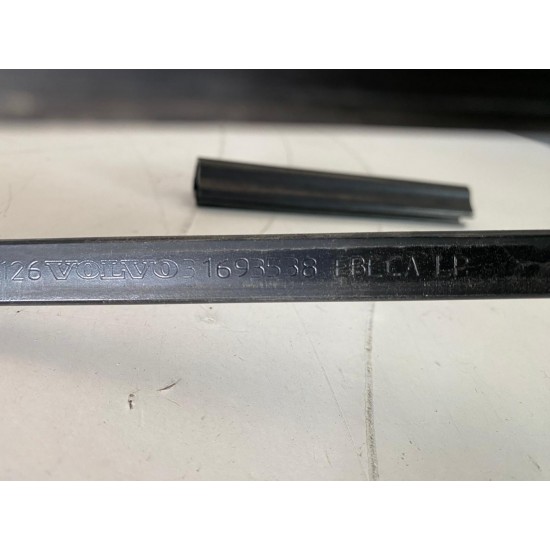 Right Wiper Arm With Heating Volvo S60 V60 V60CC 31693538