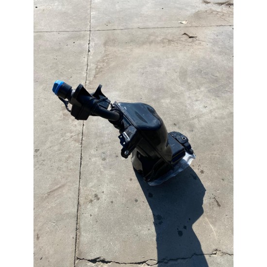 AdBlue Rezervor Volvo XC60 XC90 V90 S90 V60 V60CC MILD HYBRID 2021+ 31405814 31485701 AdBlue Rezervor Volvo XC60 XC90 V90 S90 V60 V60CC MILD HYBRID 2021+ 31405814 31485701