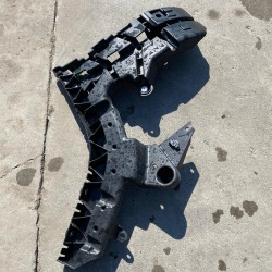 RIGHT REAR BUMPER MOUNT SUPPORT BRACKET Volvo V60 V60CC 31455502