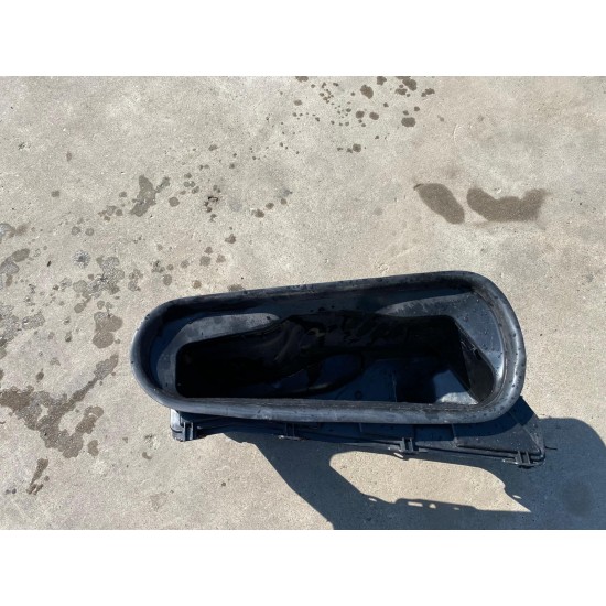 Air inlet housing connector windscreen drainage VOLVO V90 S90 V60 V60CC 32219198 31383079 31651305