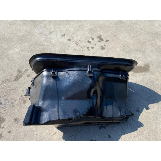 Air inlet housing connector windscreen drainage VOLVO V90 S90 V60 V60CC 32219198 31383079 31651305
