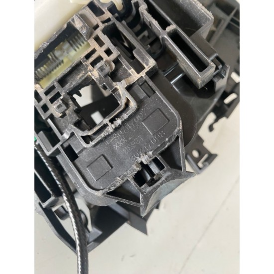 Front right door lock handle bracket mechanism VOLVO S60 V60 XC60 XC90 S90 V90 V60 CC 31462721
