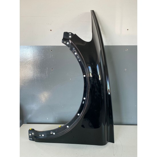 Aripa stanga fata VOLVO C30 2009 31253949 