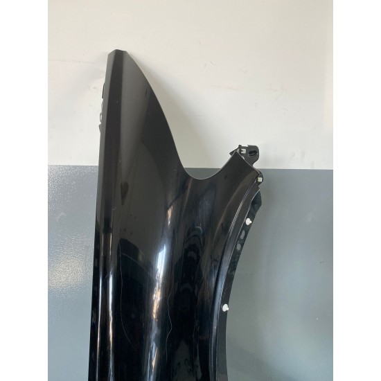 Aripa dreapta fata VOLVO C30 2009 31253950