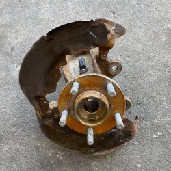 Steering knuckle front axle right VOLVO V50 C30 2009 3M51-3K170 30760281