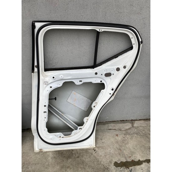 Rear right door VOLVO XC40 2018 32399015 Rear right door VOLVO XC40 2018 32399015