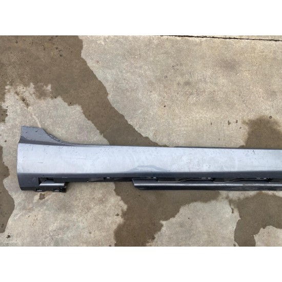 Prag Dreapta VOLVO V40 2012-2018 31395043