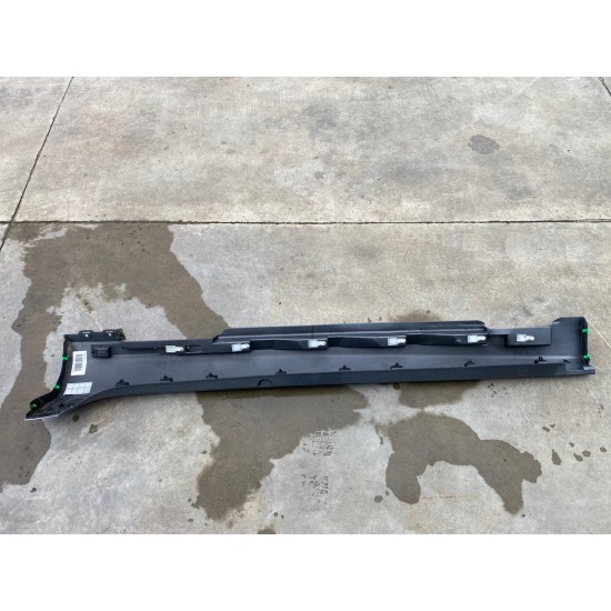 Prag Dreapta VOLVO V40 2012-2018 31395043