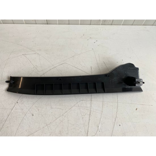 Ornament dreapta stalp A jos VOLVO XC60 2018+ 31425694 31426890