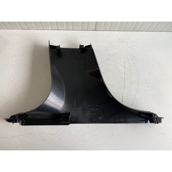 Ornament interior dreapta stalp mijloc jos VOLVO XC60 2018+ 31425698 31426886