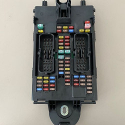 CEM Fuse box Volvo XC60 XC90 S90 V90 2017+ 31682732