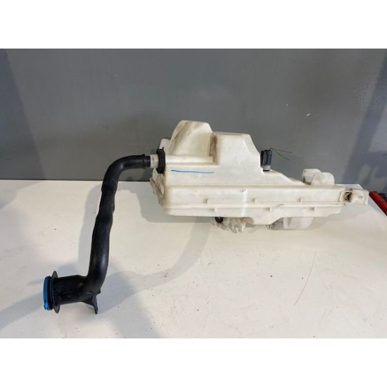 Washer reservoir front VOLVO XC60 MILD HYBRID 2020 + 32328197 32328198