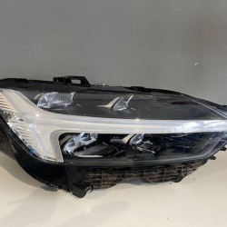 Far dreapta MID LED VOLVO XC60 MILD HYBRID 2020+ 32337375