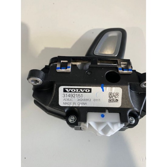 Nuca schimbator viteze VOLVO XC60 MILD HYBRID 2020+ 31492151