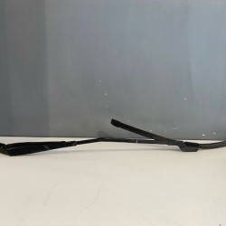 Windshield Wiper Arm Right Volvo XC60 2015-2017 30753526 