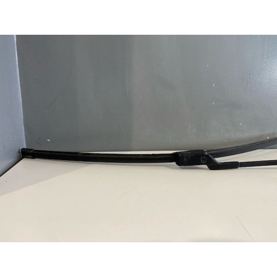 Windshield Wiper Arm Left Volvo XC60 2015-2017 30753525 