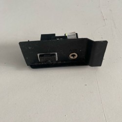 USB socket unit outlet VOLVO XC60 2015-2017 8M5T19A164VA 30775252