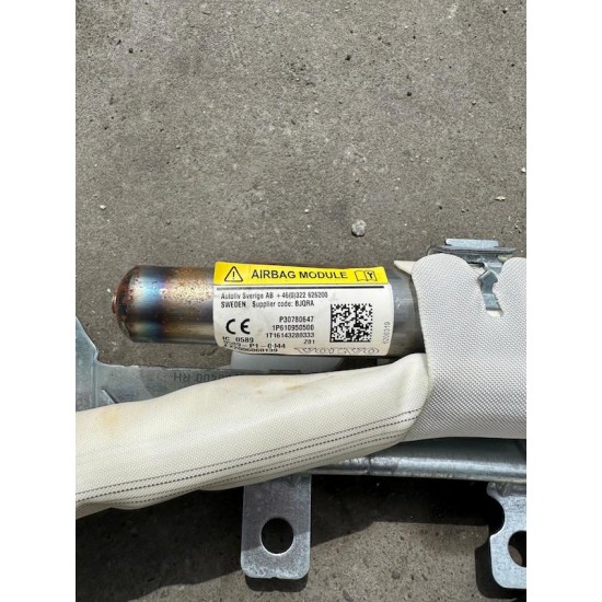 Airbag cortina dreapta VOLVO S60 V60 2010+ 30780647 Airbag cortina dreapta VOLVO S60 V60 2010+ 30780647