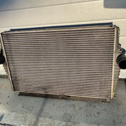 Radiator apa VOLVO V70 XC70 S80 31319056