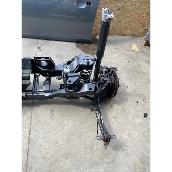 Punte spate completa 120.000km VOLVO V40 CC 2017 31360772 Punte spate completa 120.000km VOLVO V40 CC 2017 31360772