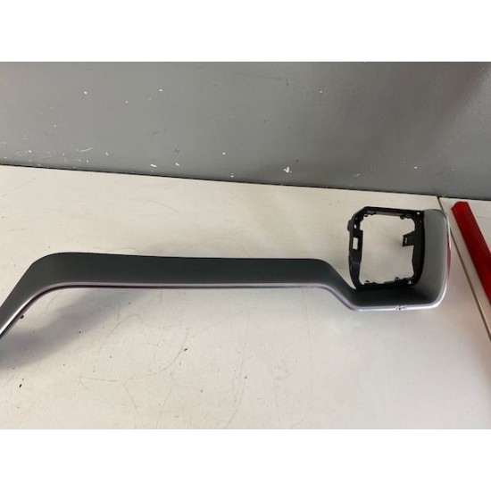 Ornament plansa bord VOLVO XC60 2018+ 314176221 31417576 31442325 31417620 Ornament plansa bord VOLVO XC60 2018+ 314176221 31417576 31442325 31417620
