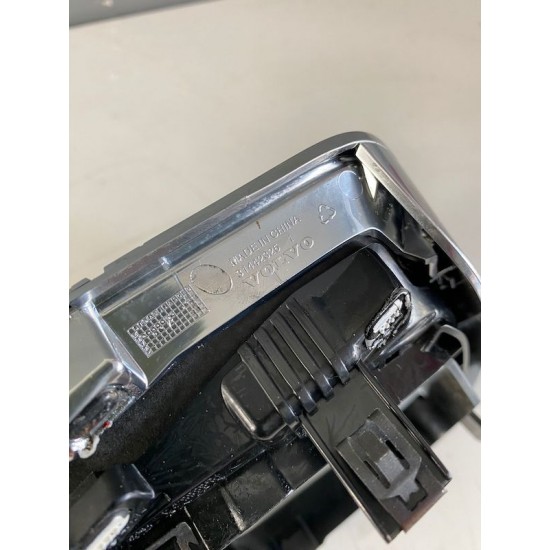 Ornament plansa bord VOLVO XC60 2018+ 314176221 31417576 31442325 31417620