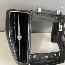 Grila centrala bord VOLVO XC60 2018+ 31417738 31477274 31477275 31417742 31417744