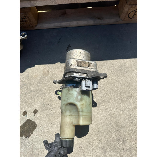 Pompa servo Volvo S40, V50, C30, C70 31200780, 5N513K514A