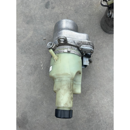 Pompa servo Volvo S40, V50, C30, C70 31202520, 5N513K514CA