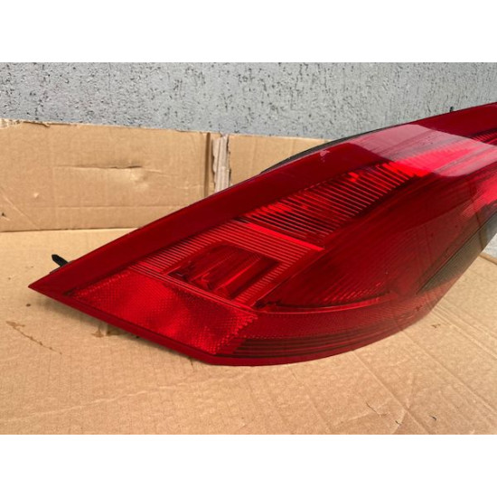 Taillight Rear Left Volvo S60 2010-2017 31395930