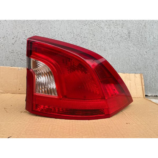 Taillight Rear Right Volvo S60 2010-2017 31395931