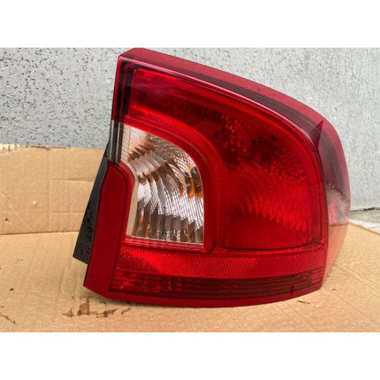 Taillight Rear Right Volvo S60 2010-2017 31395931