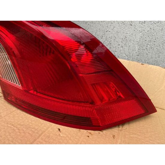 Taillight Rear Right Volvo S60 2010-2017 31395931