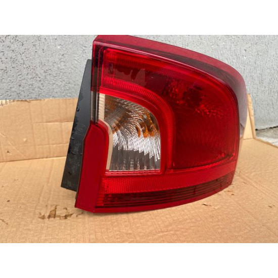 Taillight Rear Right Volvo S60 2010-2017 31395931