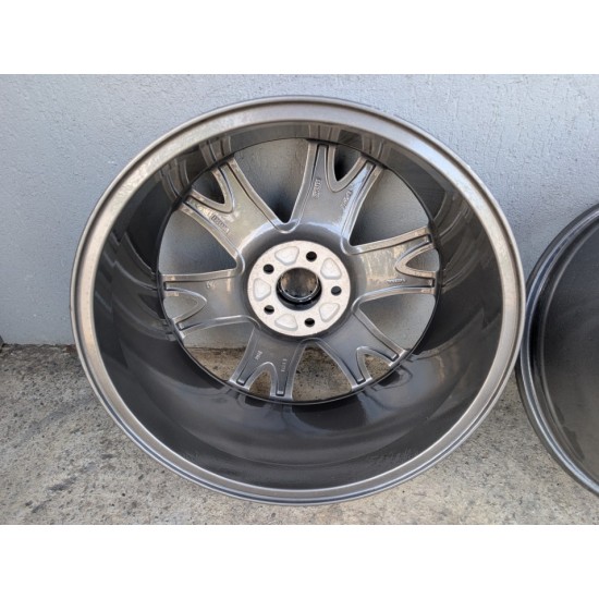 Jante ATLANTIS Gun metallic 18" 5x108 Volvo XC90 XC70 30639519 Jante ATLANTIS Gun metallic 18" 5x108 Volvo XC90 XC70 30639519