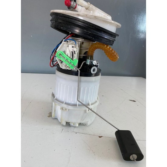Fuel pump VOLVO S40 V50 C30 3M51-9H307 31305130 